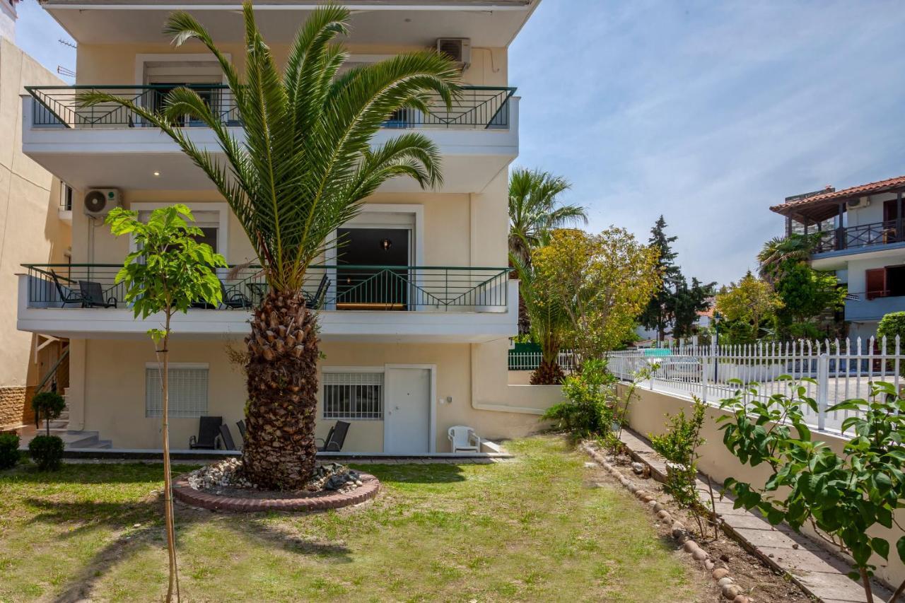 Aris Luxury Apartments Pefkochori Eksteriør bilde
