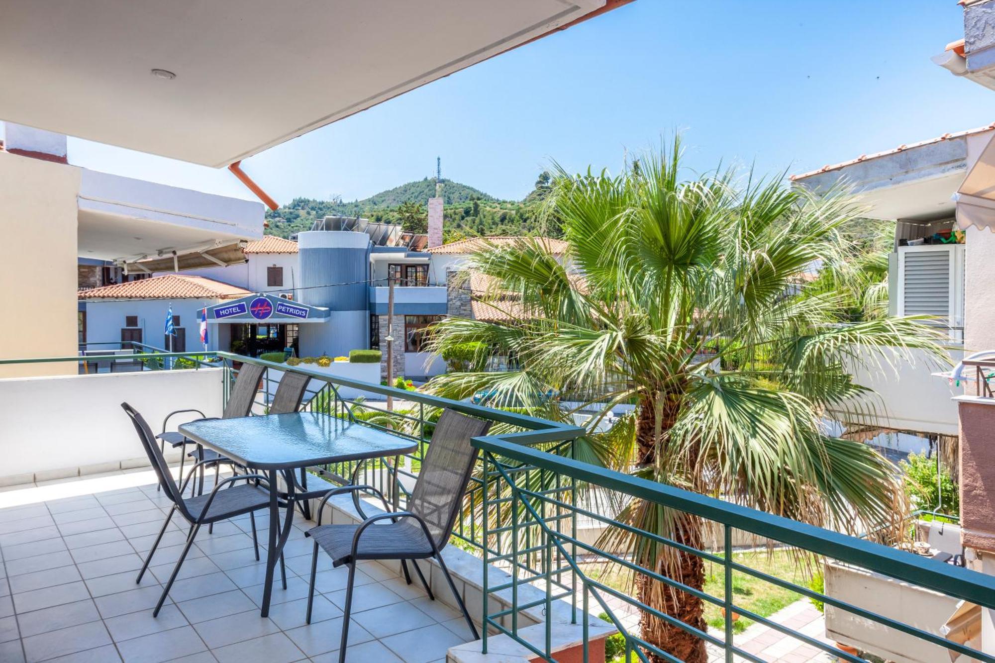 Aris Luxury Apartments Pefkochori Eksteriør bilde