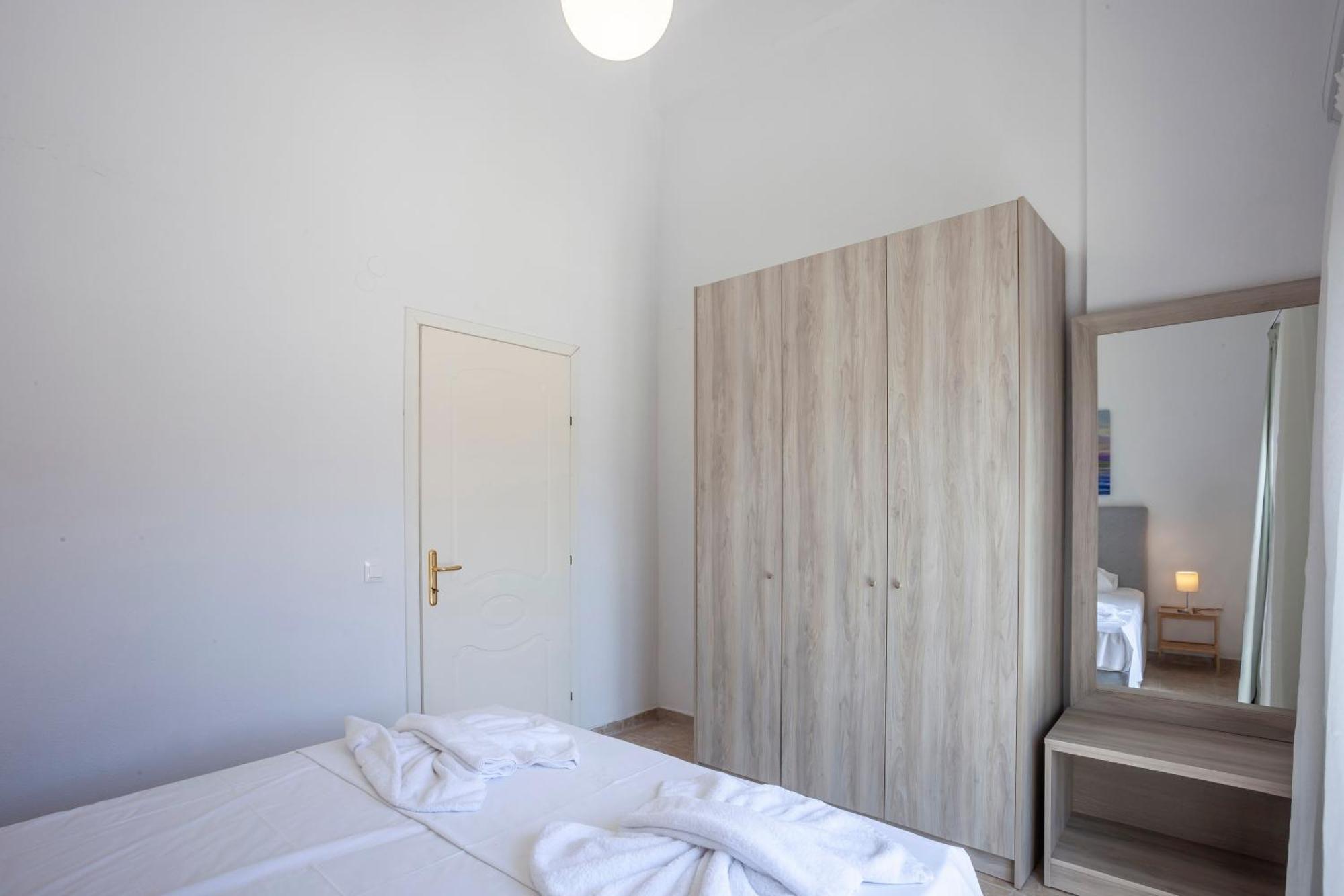 Aris Luxury Apartments Pefkochori Eksteriør bilde