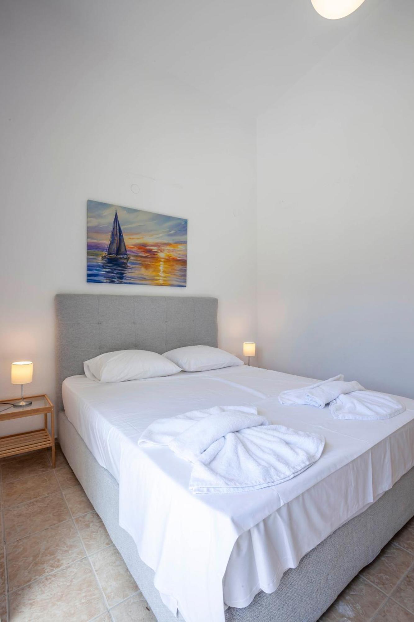 Aris Luxury Apartments Pefkochori Eksteriør bilde