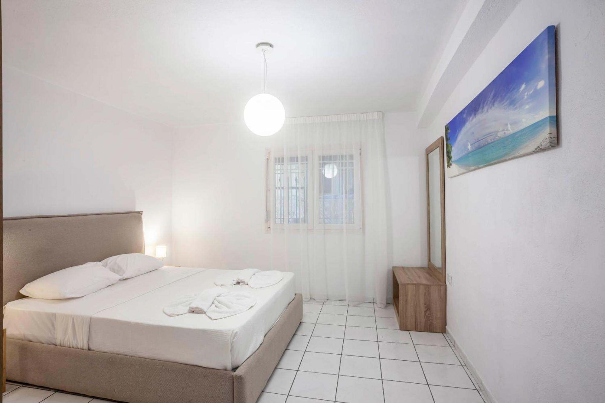 Aris Luxury Apartments Pefkochori Eksteriør bilde