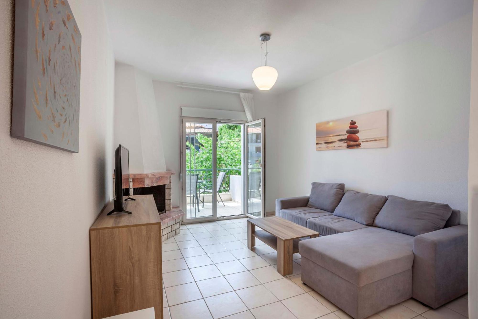 Aris Luxury Apartments Pefkochori Eksteriør bilde